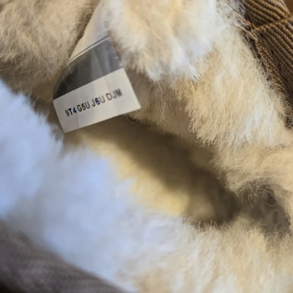 UGG Womens Classic Ultra Mini Boots - Picture 6 of 11